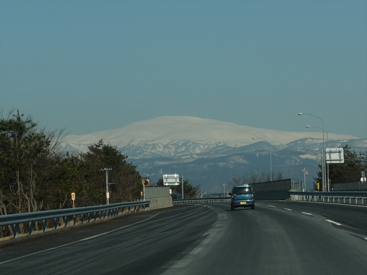 霊峰月山が真正面に見える西川町の魅力
