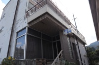 新町ホテルを近くで見ると...？